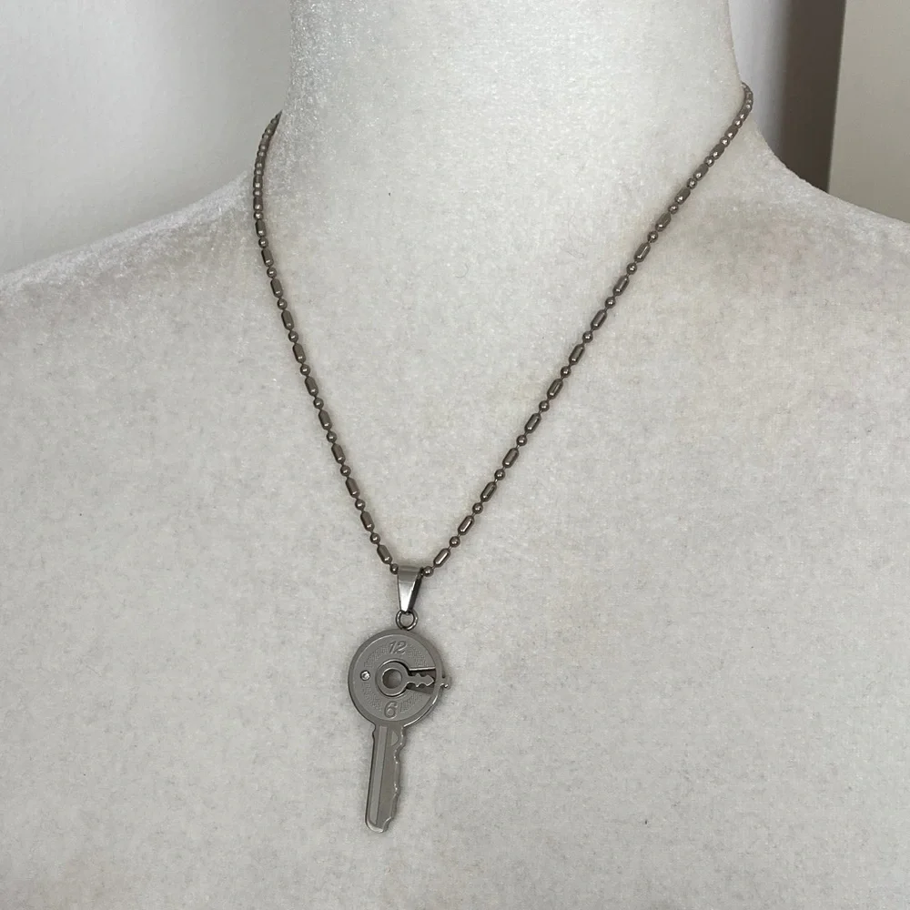 Silver Steampunk Key Clock Face Dial Industrial Minimalist Pendant Necklace